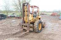 International 5612 All Terrain Forklift, Approx