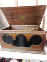vintage radio box, picture frame