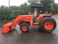 Kubota L3600 GST utility tractor