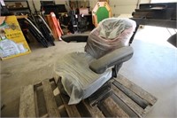 Air ride tractor seat