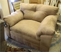 New Simmons Over-Sized Arm Chair