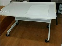Rolling Computer Table