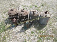 2 Gas Torches, 4 Old Oil/water Cans