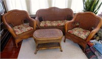 Very Nice 4 Piece Wicker Set