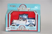 1918 FORD RUNABOUT TRUCK 1/25 W/BOX
