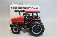 CASE IH 5250 MAXXUM C.E TRACTOR 1/16 W/ BOX