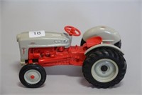 FORD MODEL 640 TRACTOR 1/16