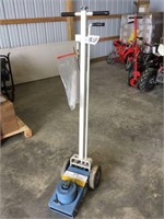 SPX Air Hydraulic Jack, 25 Ton w/Manual