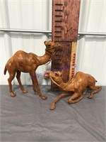 Camel figures, pair