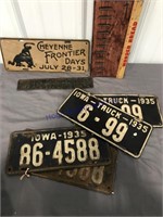 Iowa license plates pairs--1935, 1935; two others