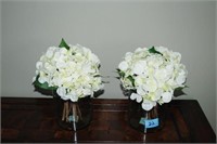 PAIR OF GLASS VASES WITH ARTIFICIAL HYDRANGEA