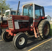 International Harvestor 986 Tractor