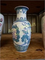 Vintage 12" Chinese porcelain bird vase