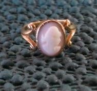10kt gold cameo ring