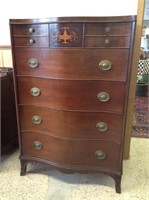 Antique Serpentine Sheraton-style Chester Drawers