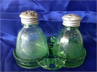 Vaseline Green Depression Glass Salt & Pepper Set
