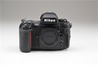 Nikon F100 35mm SLR Camera Body