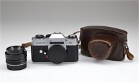 Leicaflex SL Camera Body and Lens