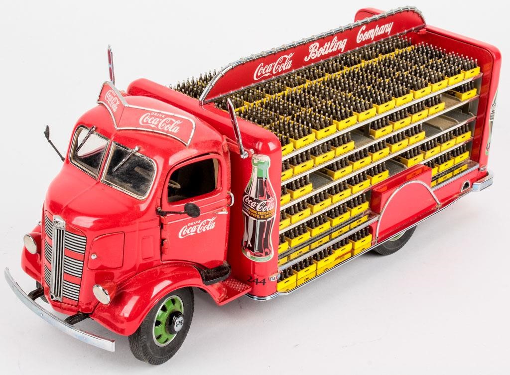 Danbury Mint Tweezer for the 1/24 scale Coca-Cola Delivery Trucks 