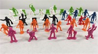 Lot of 37 Toy Soldiers and assorted figures