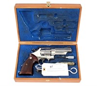 Smith & Wesson Model 29-2, .44 Mag. double action