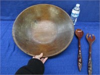 old cracked wooden bowl & salad spoons