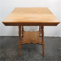 Oak Spindle Leg Parlor Table with Shelf