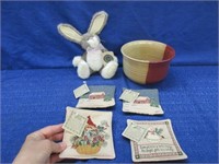 signed pottery bowl -boyds bunny -4 spice mug mats