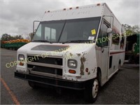 1998 FREIGHTLINER MT45 W/ 18' ALUMINUM UTILIMASTER