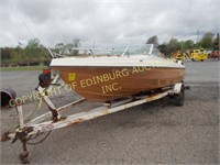 1980 CELEBRITY 16' 11" FIBERGLASS BOAT W/ BIMINI T