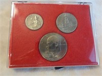 1976 Coins Set in Display Case