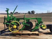 JD "813" Plow