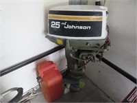 johnson 25hp outboard boat motor & tank