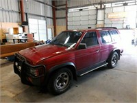 1995 Nissan Pathfinder LE-RED 99,953