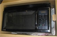 Kenmore microwave. Measures 15" h x 30" w x 15"