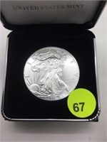 2017 SILVER EAGLE IN PRESENTATION CASE WITH SLEEVE