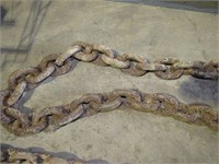 About  28 ft long  Chain