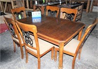 Dining Table w/Six Chairs &Leaf, some damage