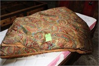 Comforter, Super Queen Size, 92" x 96"