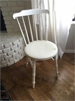 White Shabby Chic Chair