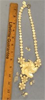 22" mother of pearl and freshwater pearl necklace