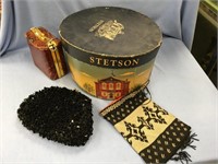 Stetson hat box and three old purses          (11)