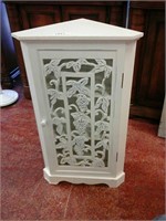 White wood ornate corner shelf cabinet