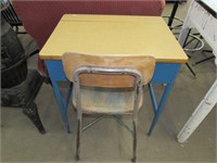 School Flip Top Desk and Chair