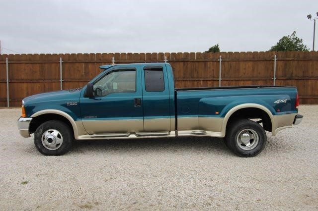 2000 FORD F350 DUALLY 4X4 - LOW MILES