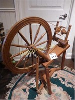 Wooden Antique Spinning Wheel