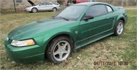 1999 Ford Mustang  6 cylinder, 2 door, automatic