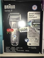 BRAUN $135 RETAIL SMART SHAVER SERIES 7