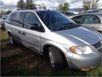 2005 Dodge Grand Caravan SE