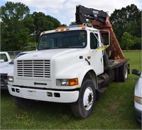 1999 INTERNATIONAL 4900 GRABBER TRUCK